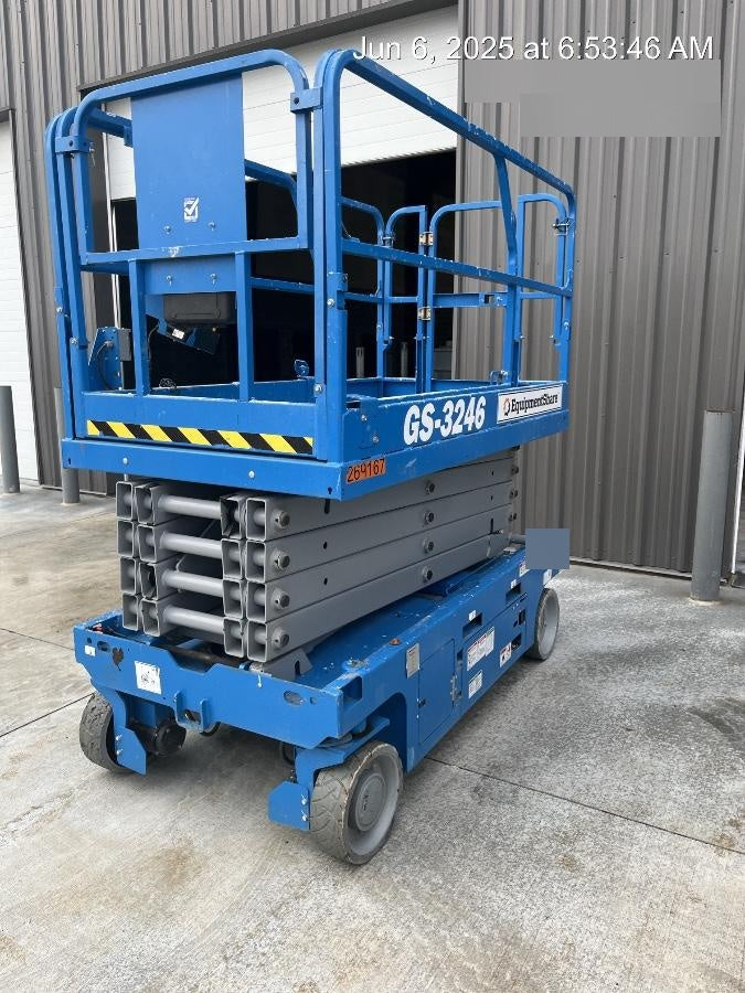 2022 GENIE GS-3246