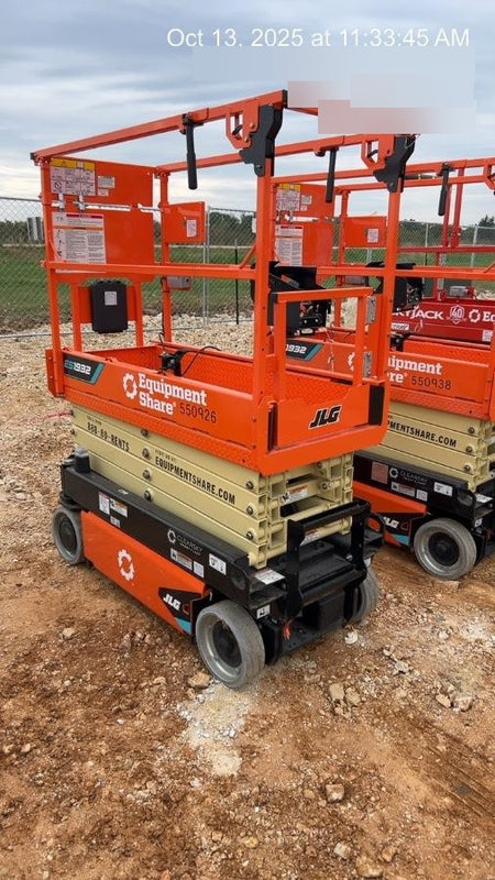2025 JLG ES1932