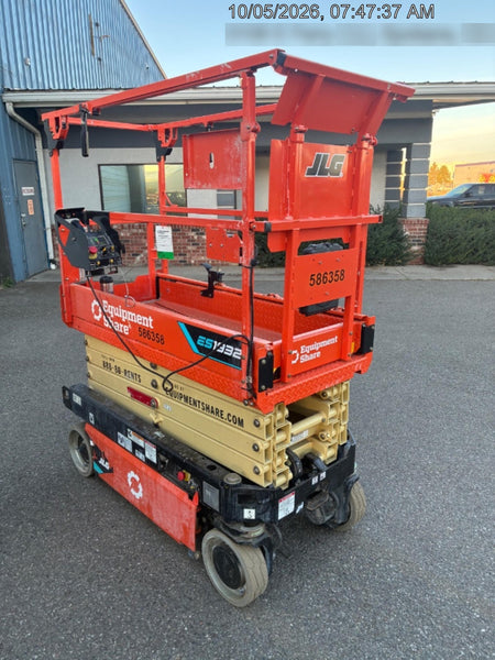2025 JLG ES1932