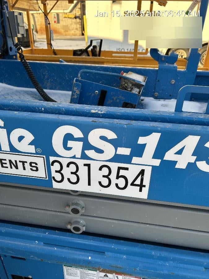 2023 GENIE GS-1432