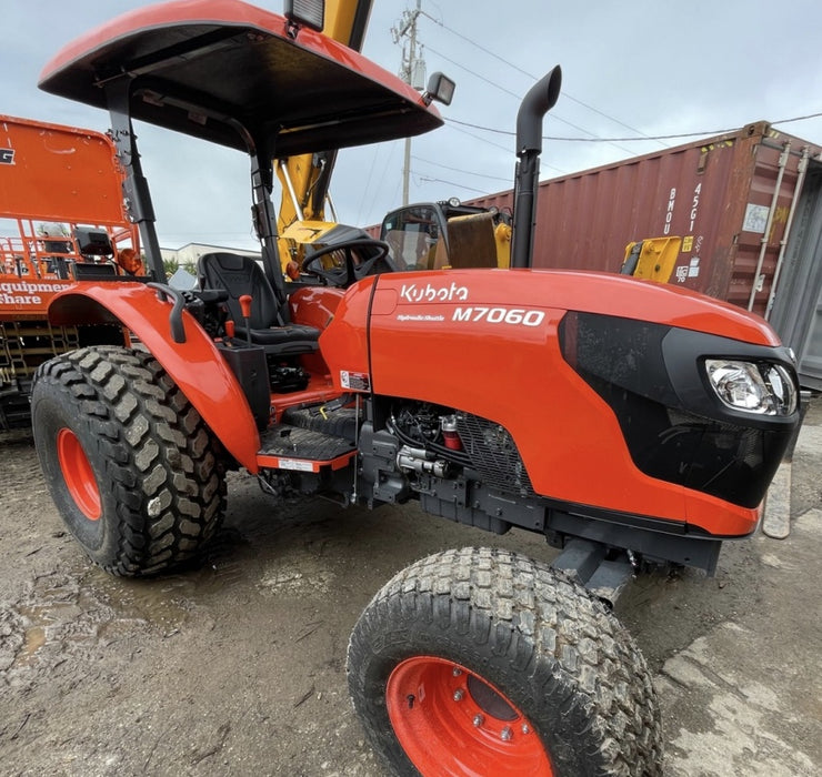 2024 KUBOTA M7060HD Canopy