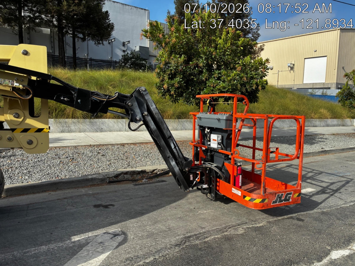 2025 JLG 450AJ