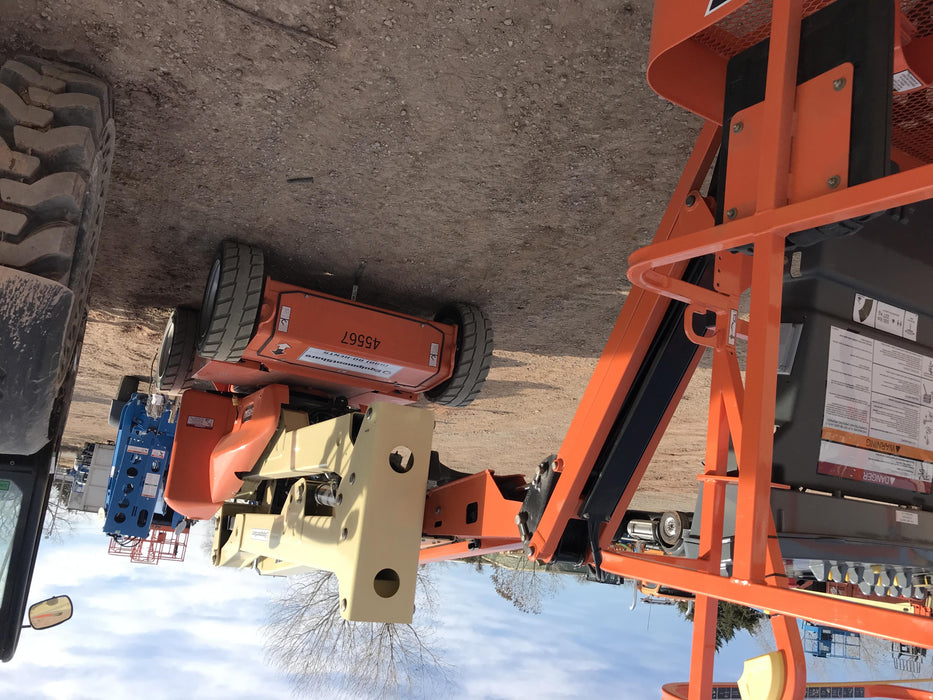 2019 JLG E450AJ