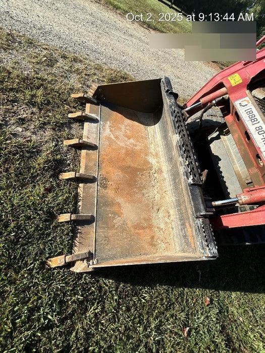 2025 EQUIPMENTSHARE 1006186 - 66" Tooth Bucket, CTL