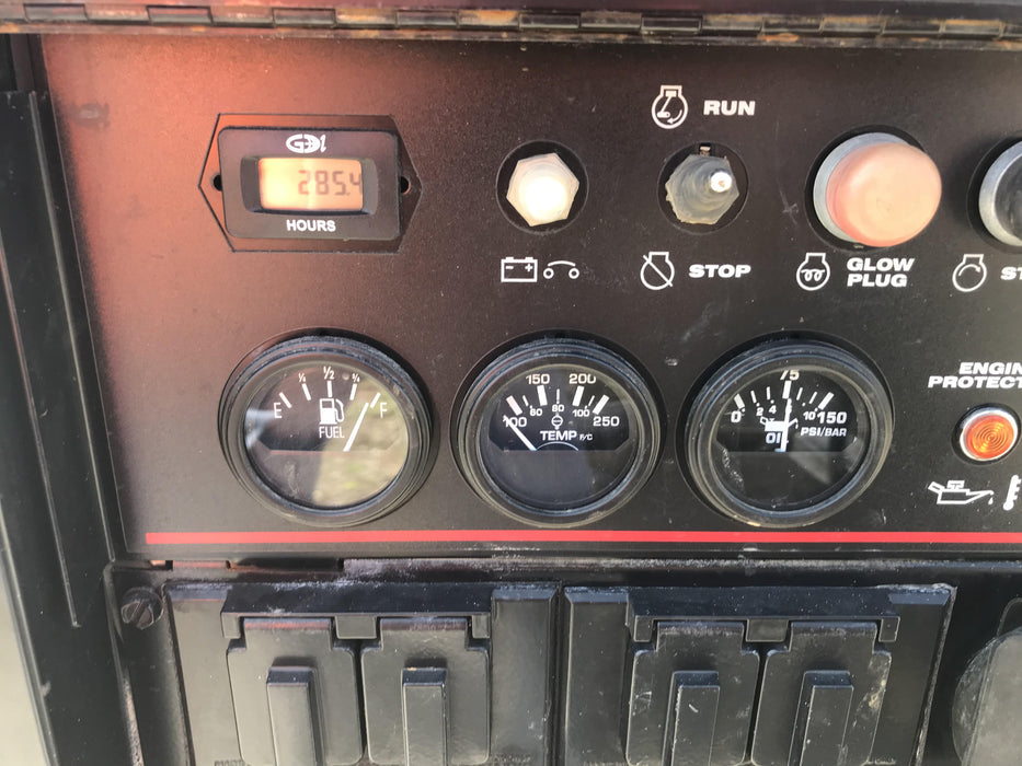 2019 Lincoln Electric Vantage 322 Ready-Pak 3, Two Wheel Trailer, Fender and Light Kit, Cable Rack