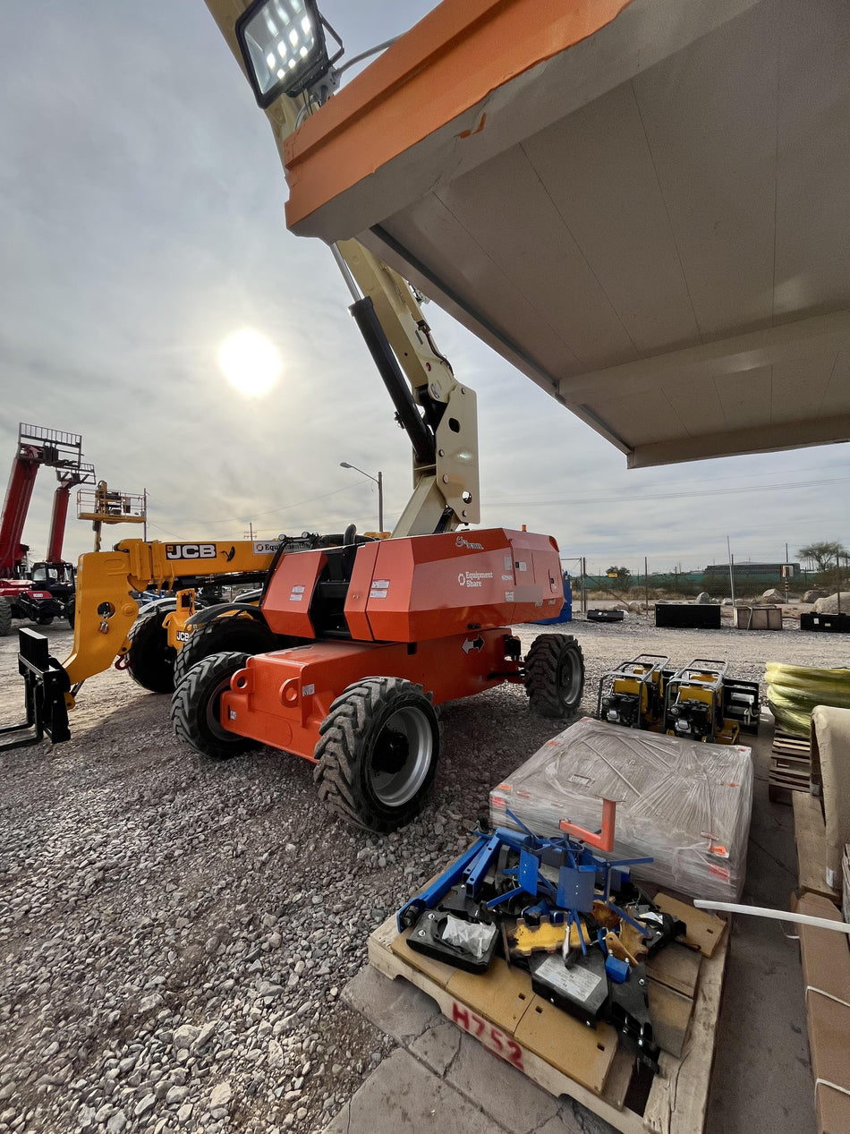 2022 JLG 860SJ