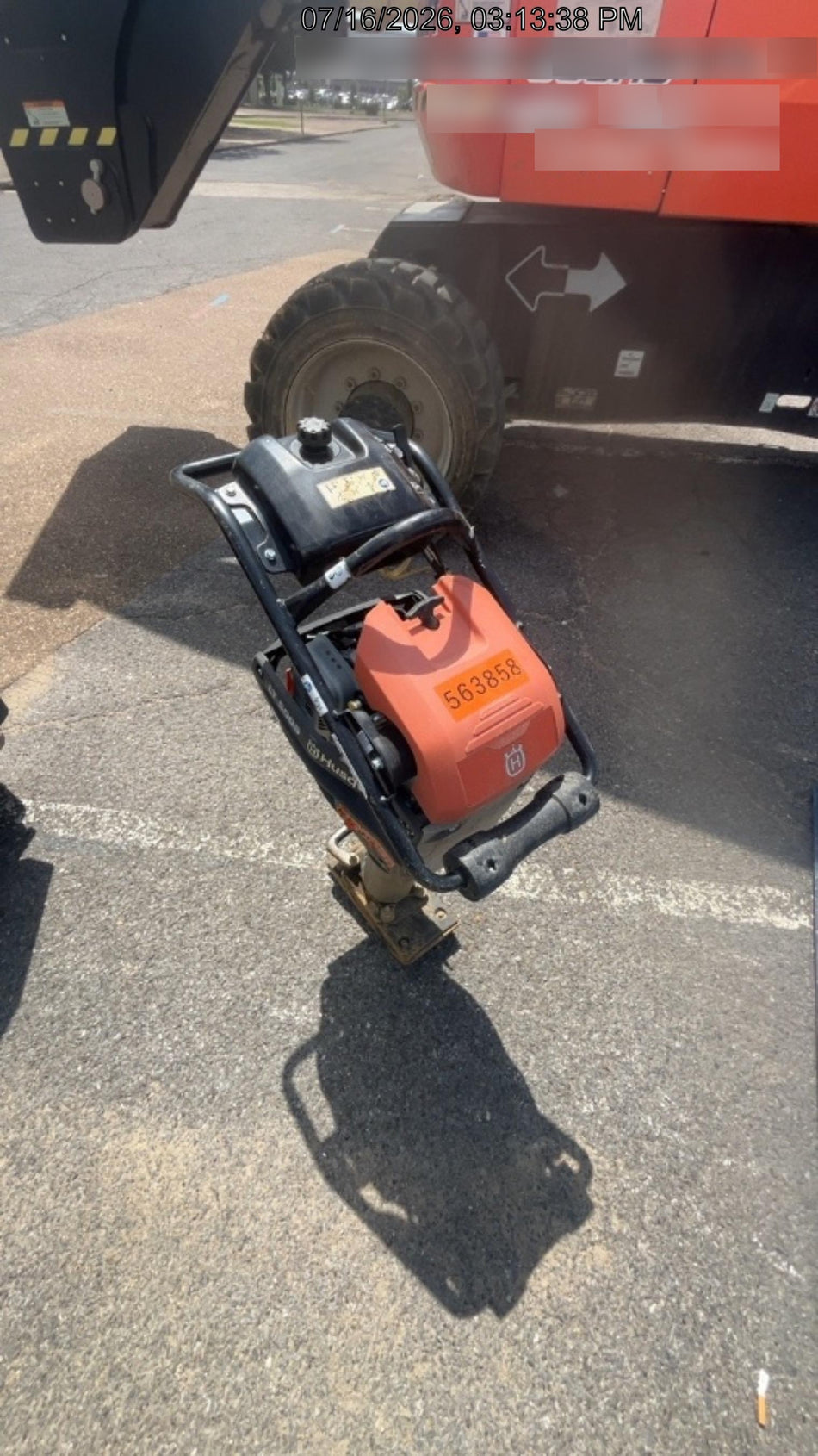 2025 HUSQVARNA LT5005