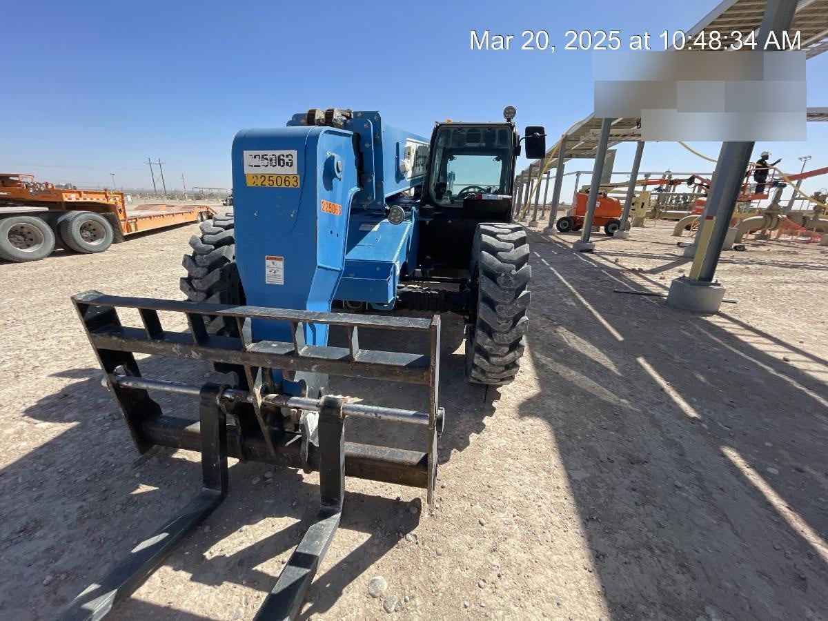 2022 GENIE GTH-844