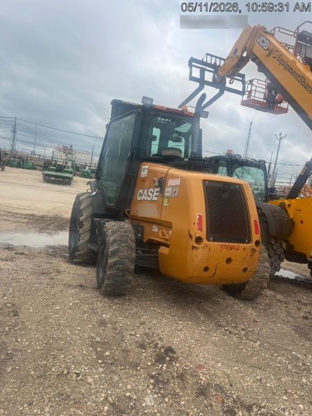 2021 CASE 588H