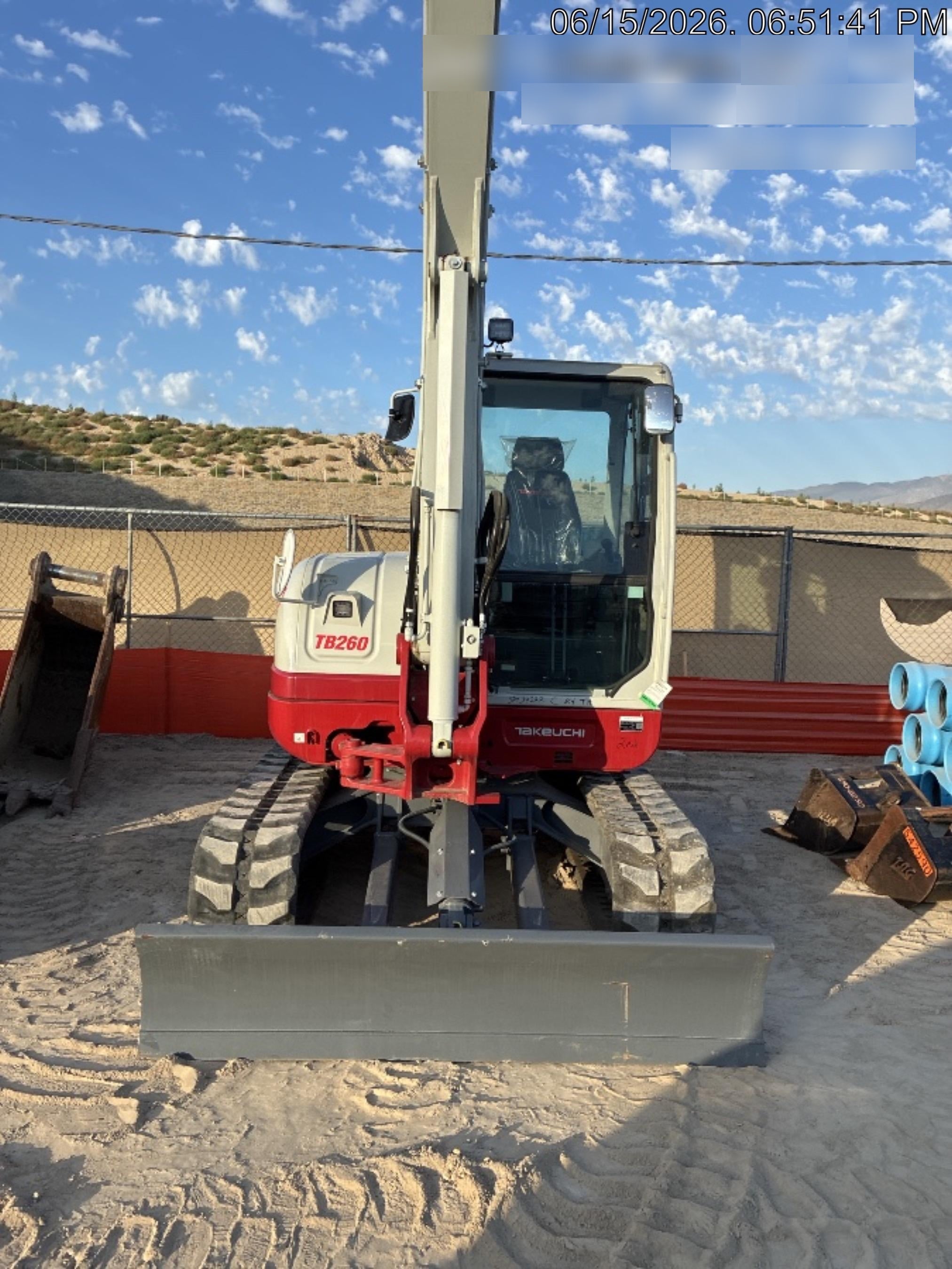 2024 TAKEUCHI TB260-CR