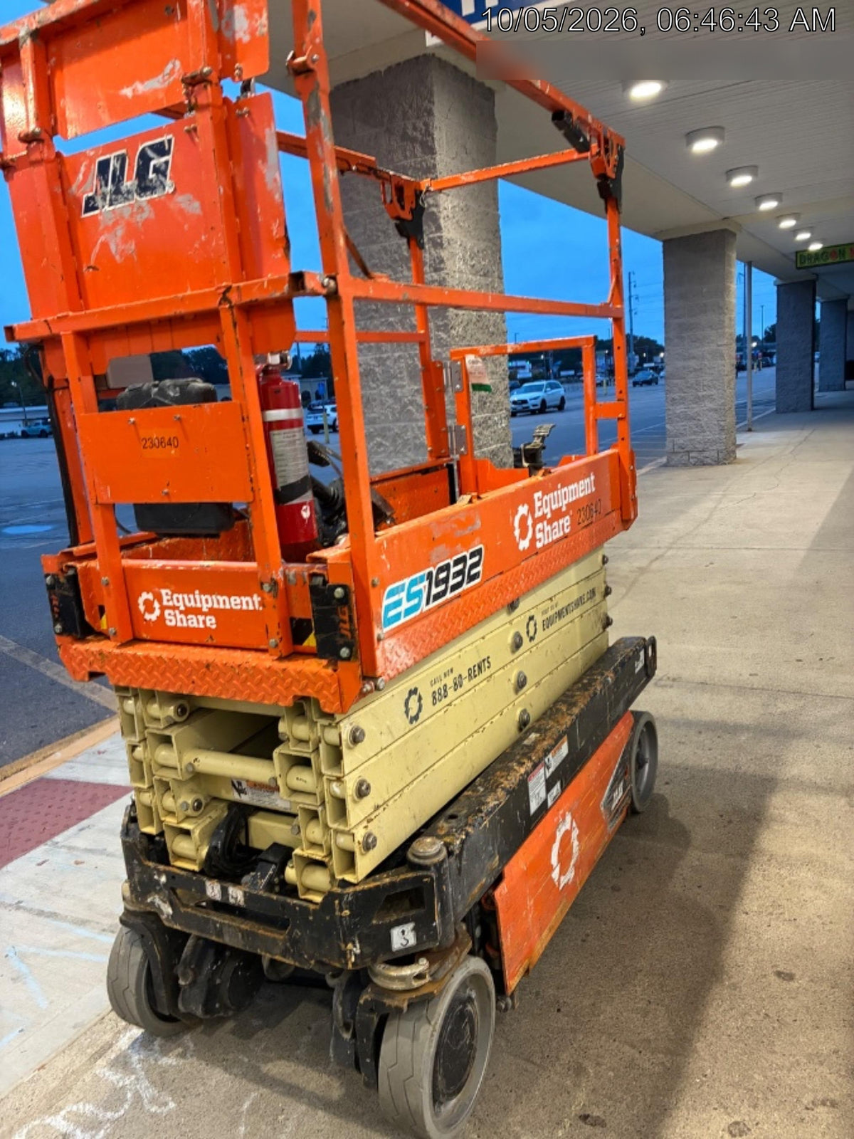 2022 JLG ES1932