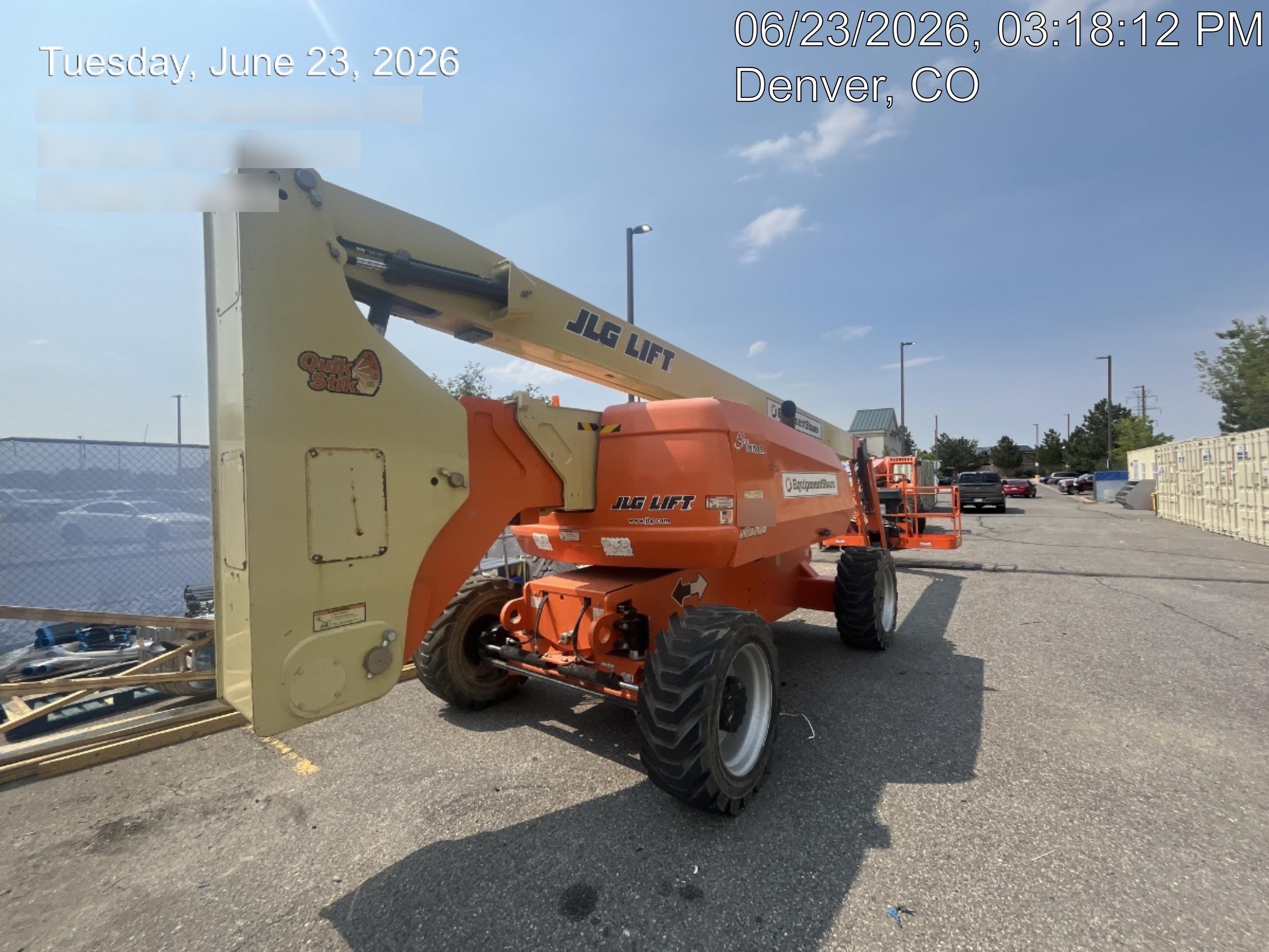 2020 JLG 800AJ