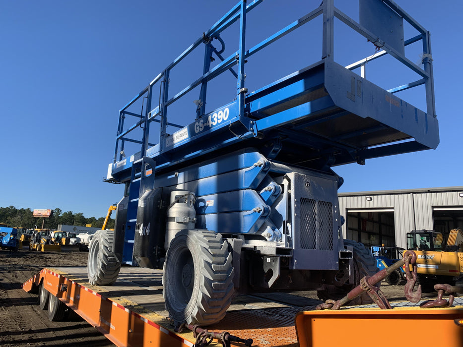 2020 GENIE GS-4390 RT