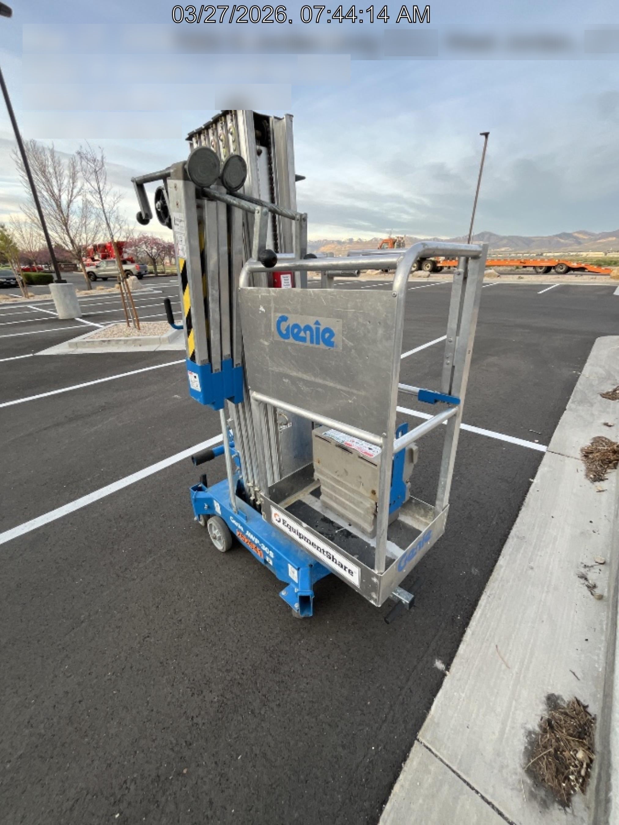 2022 GENIE AWP-30S DC