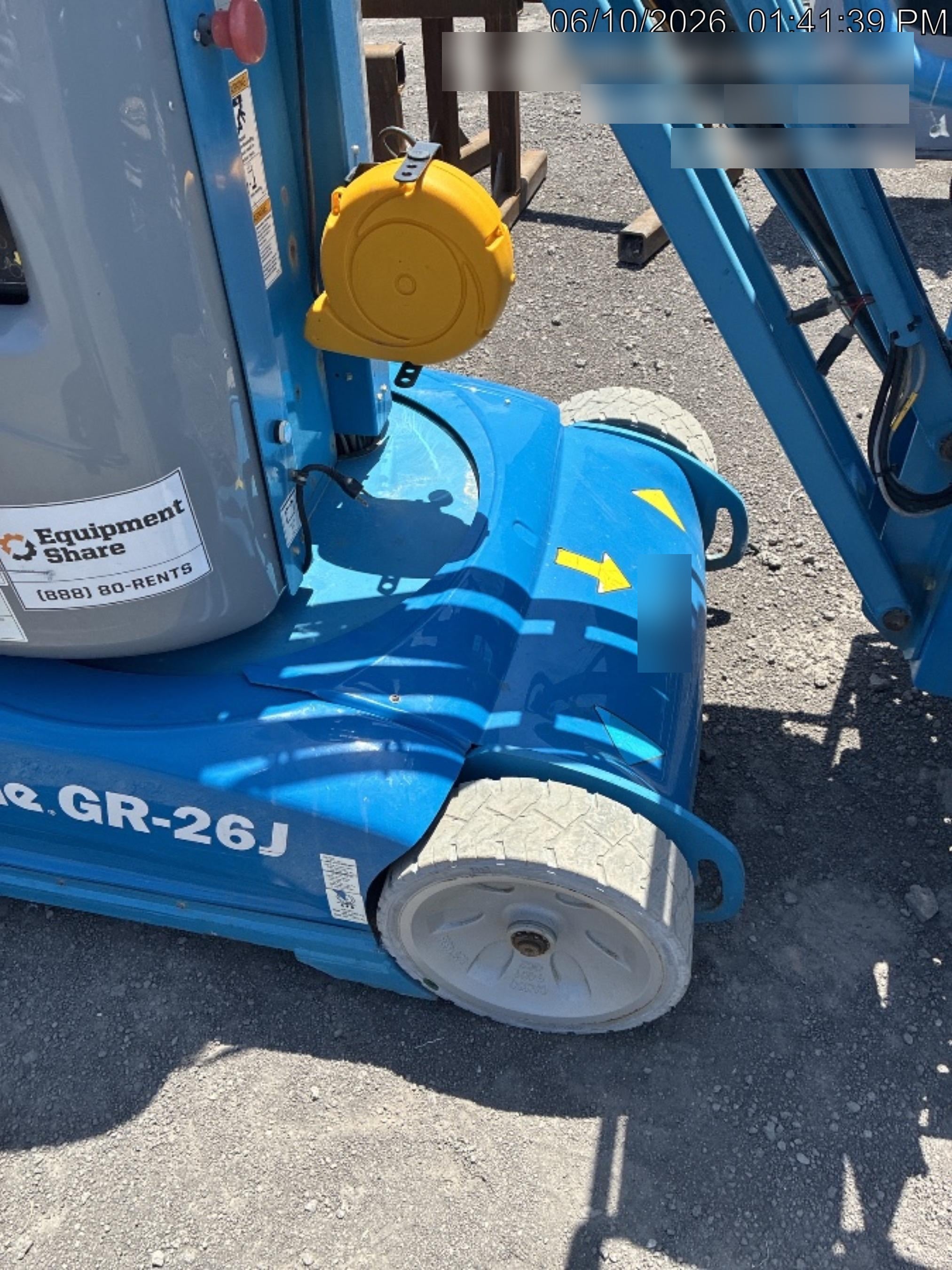 2020 GENIE GR-26J