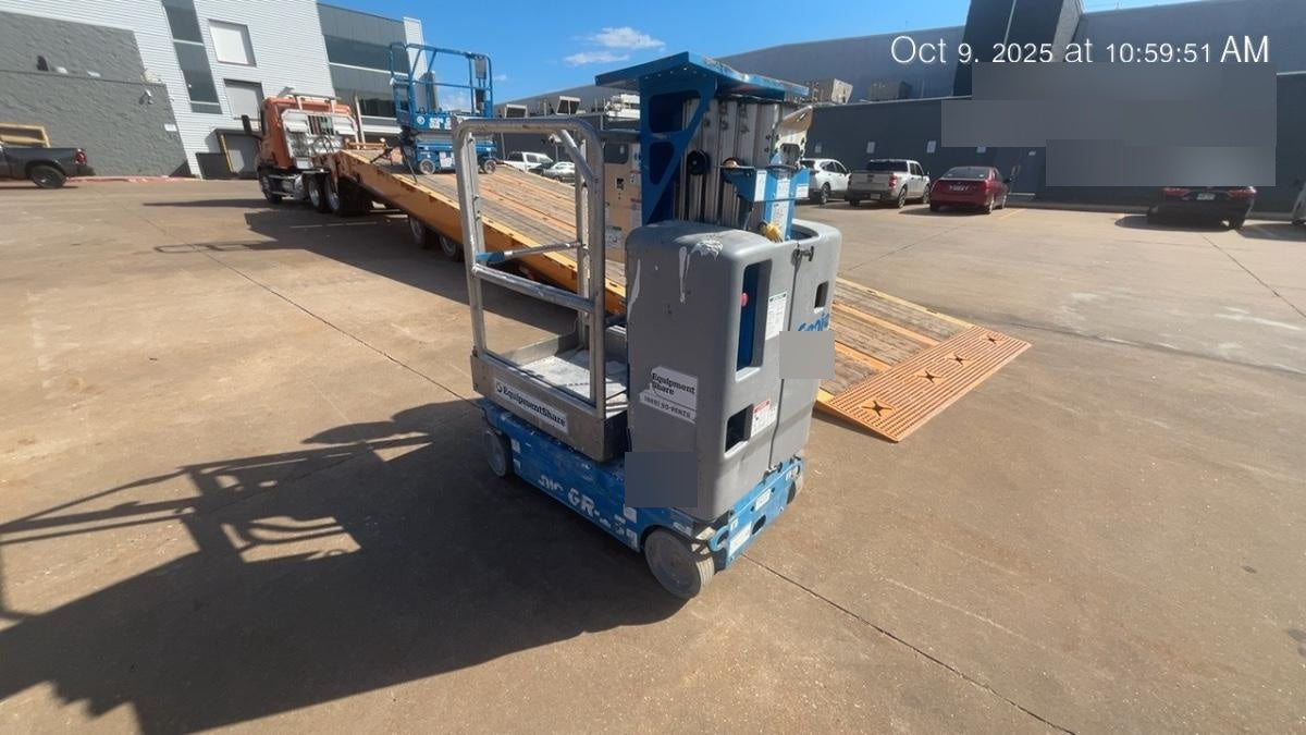 2018 GENIE GR-15