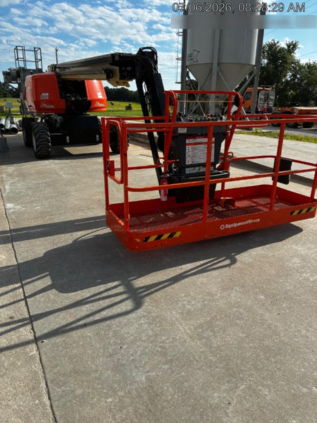 2025 JLG 660SJ