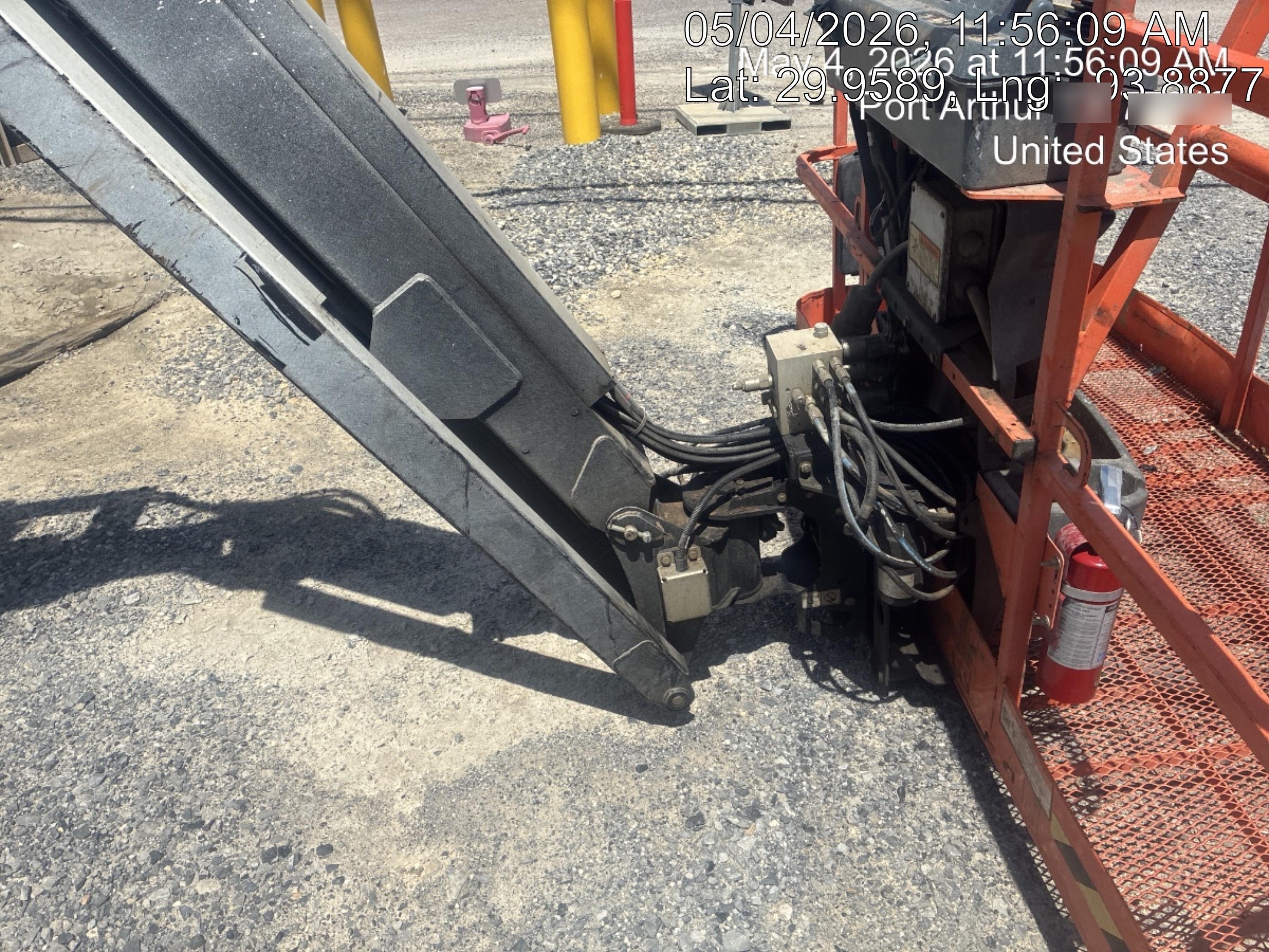 2023 JLG 860SJ