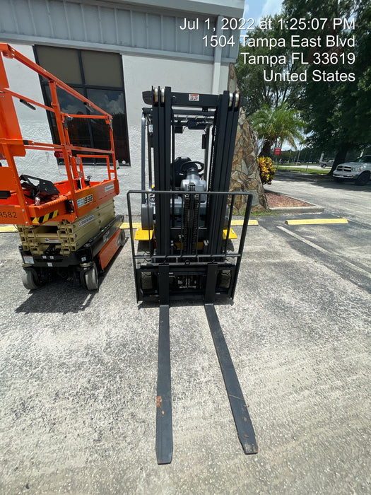 2022 KOMATSU FG25T-16