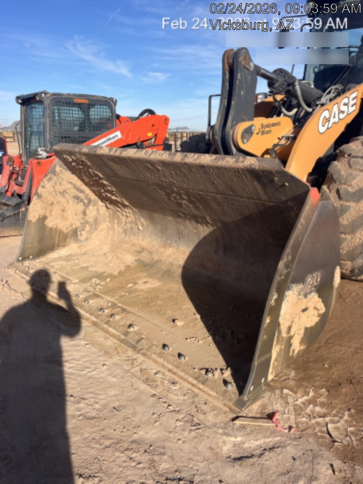 2023 CASE 821G