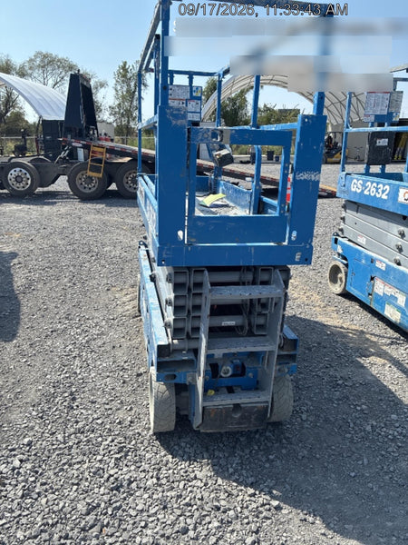 2023 GENIE GS-2632