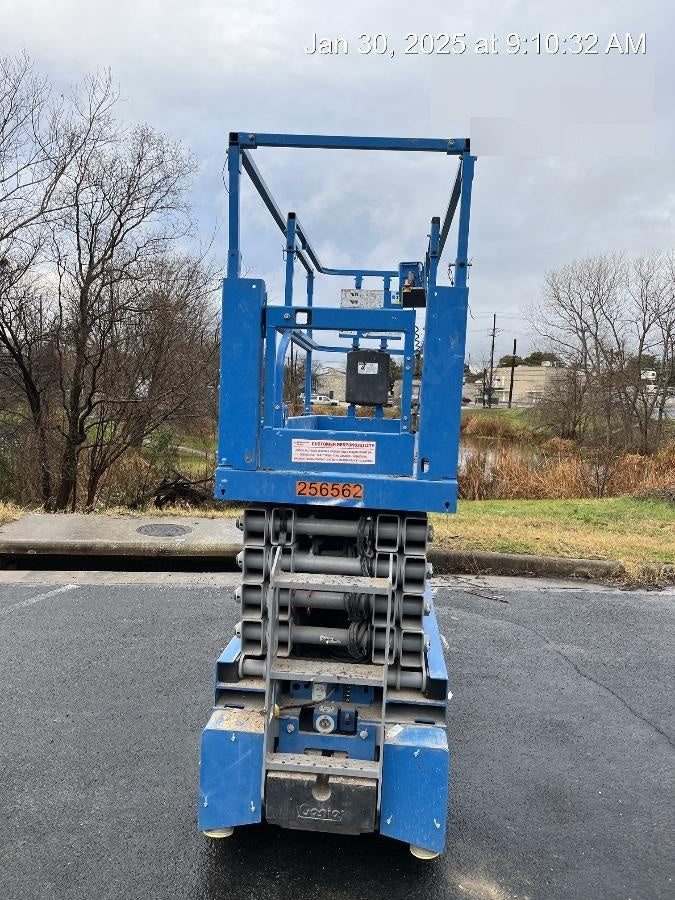 2022 GENIE GS-3232