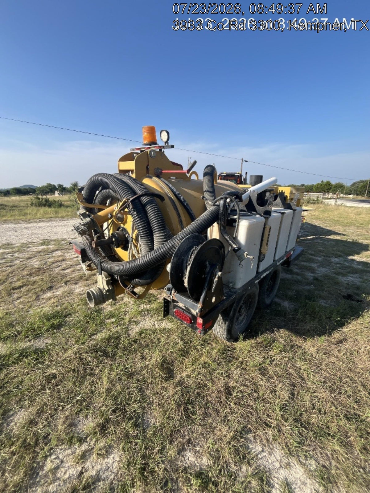 2023 Vac-Tron LP573XDT T4 Koehler Diesel Engine, 500 Gallon Debris Tank, x2 100 Gallon Water Tanks