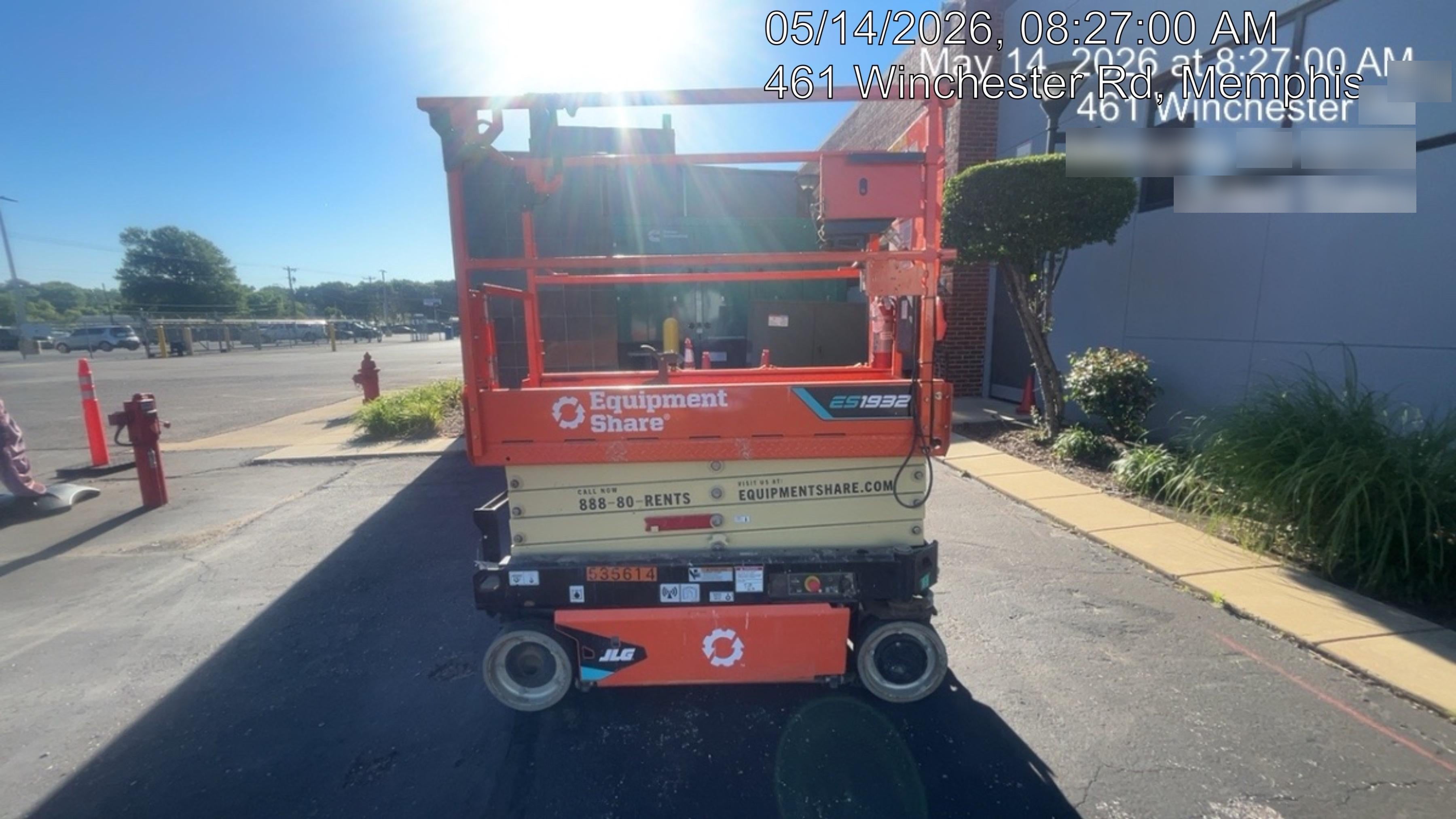 2025 JLG ES1932