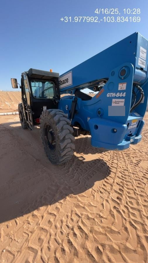 2022 GENIE GTH-844