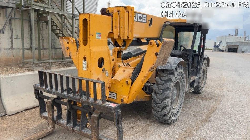 2019 JCB 510-56 Open ROPS, 74 HP, Solid Tires, Worklights, Beacon, Aux Hydraulics, Lifting Eye w/60" Carriage/60" Forks