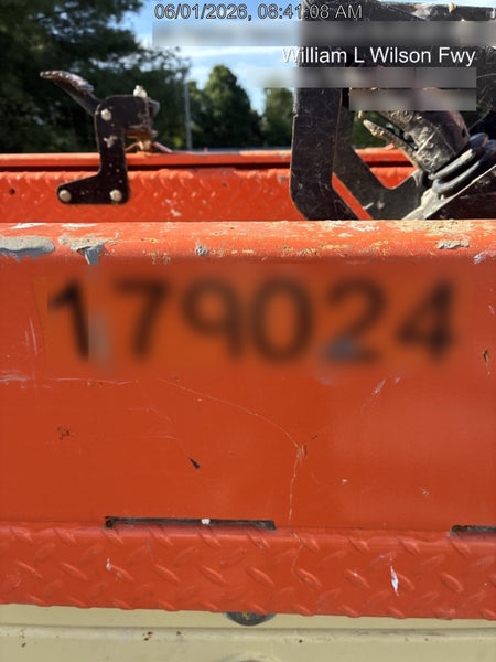 2021 JLG ES1932