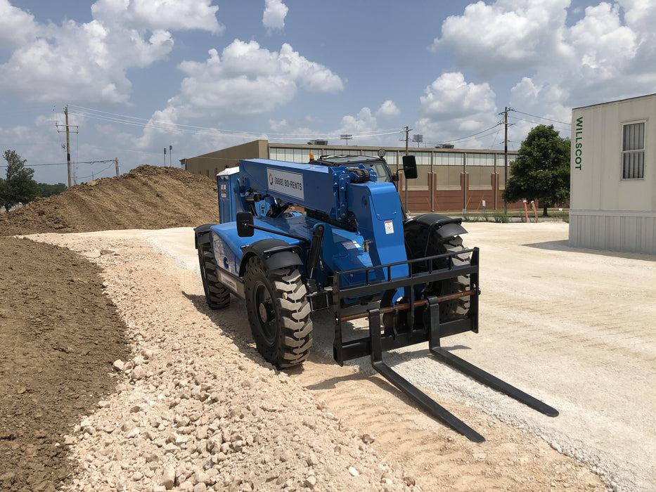 2020 Genie GTH-636 Cab/Heat/Air, Solid Tires, Work Lights, Beacon, Aux Hydraulics, Back up Alarm