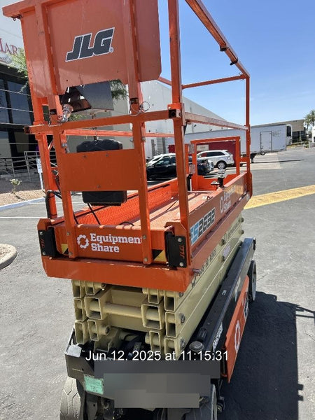 2022 JLG ES2632