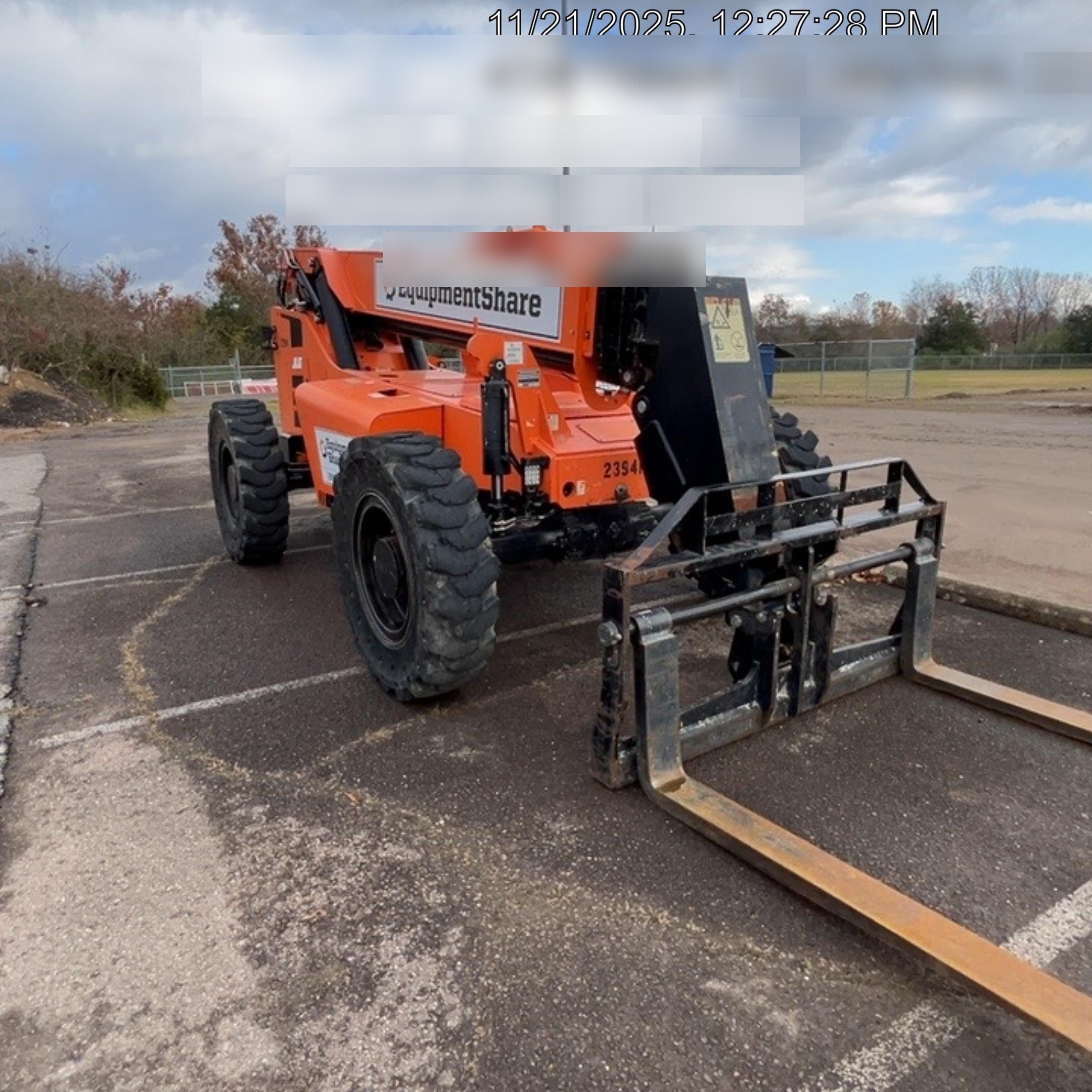 2019 SKYTRAK 8042