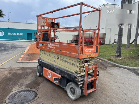 2022 JLG ES2632