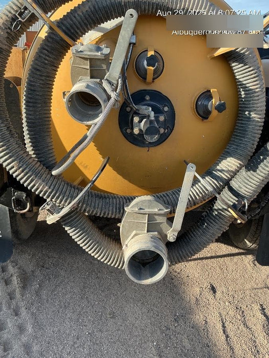 2023 VAC-TRON LP573XDT