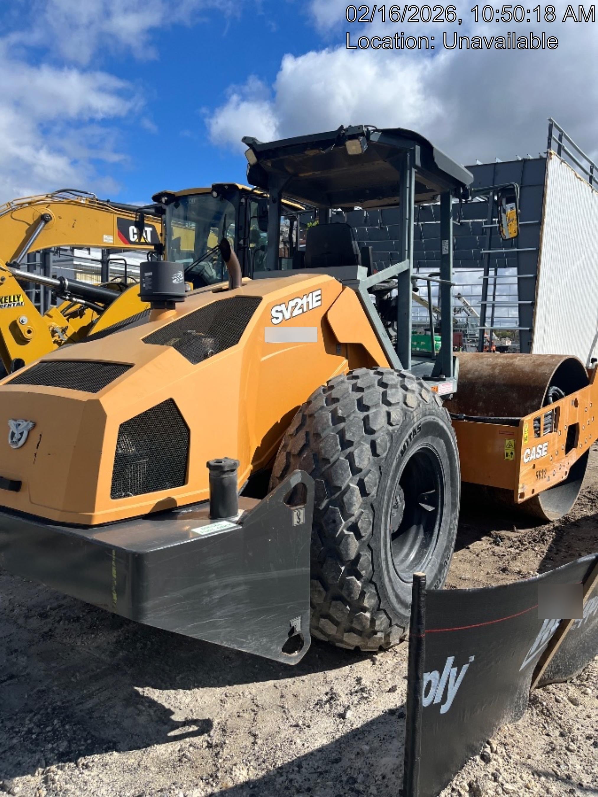 2021 CASE SV211E