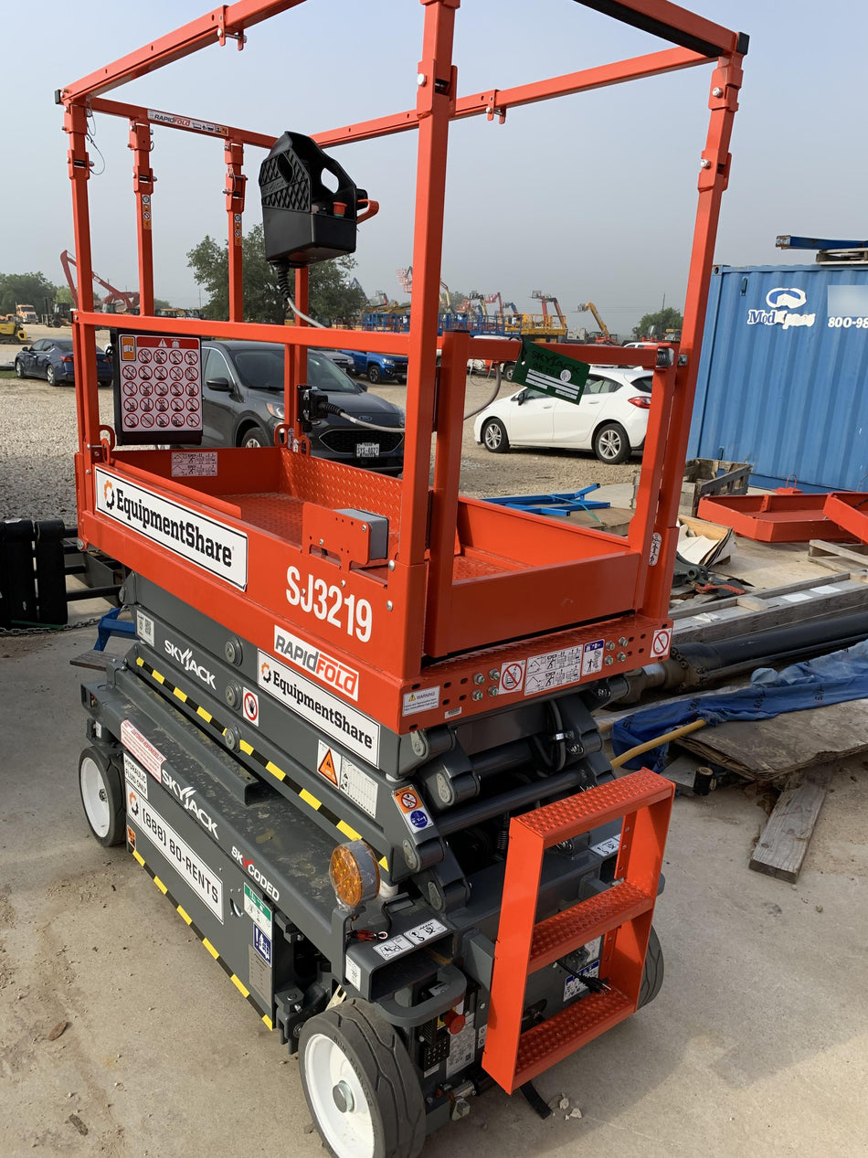 2023 SKYJACK SJ3219