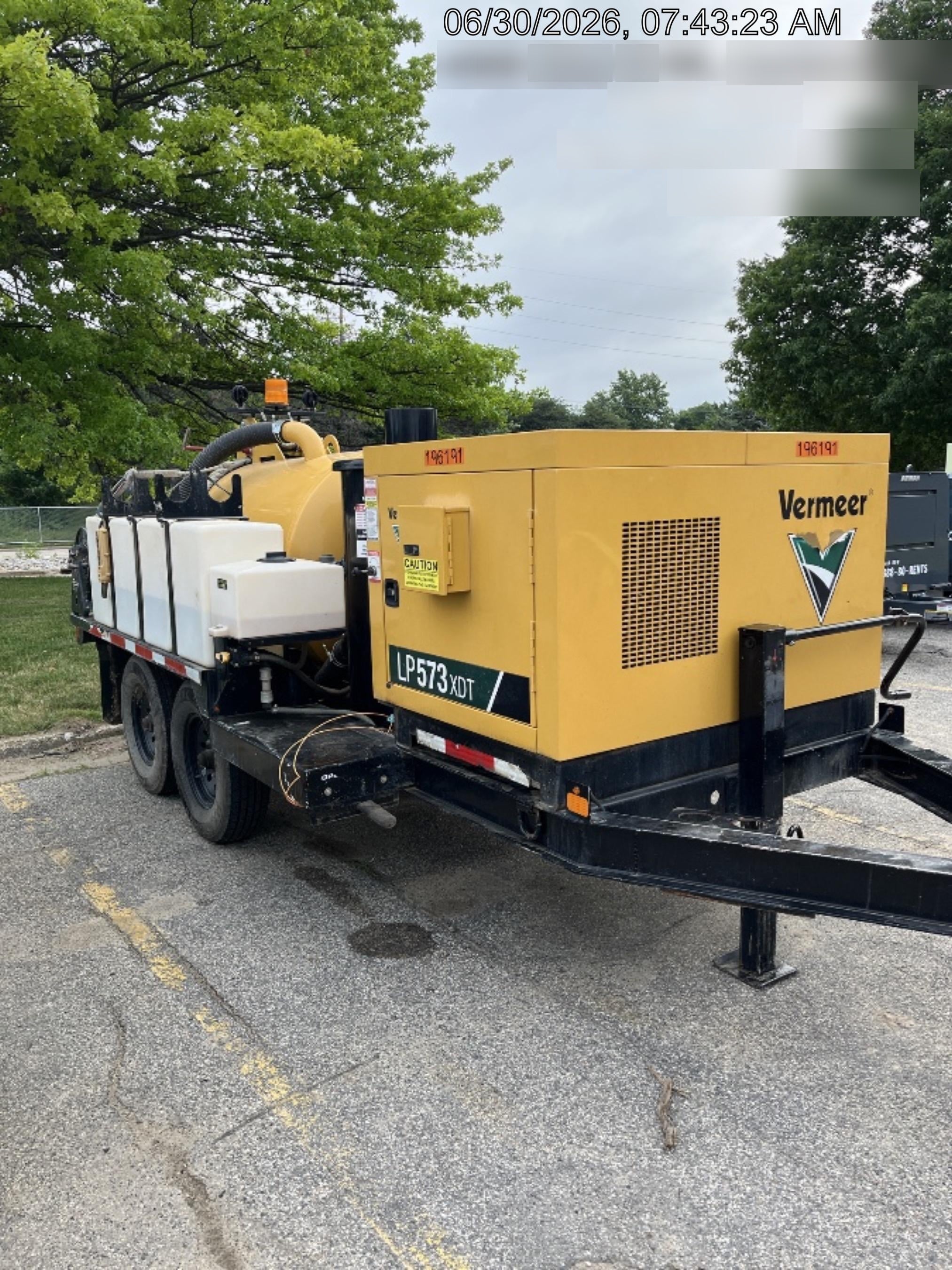 2021 Vac-Tron LP573XDT T4 Koehler Diesel Engine, 500 Gallon Debris Tank, x2 100 Gallon Water Tanks