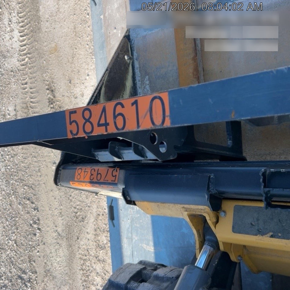 2025 ARROW MATERIAL HANDLING 48" Pallet Forks - Arrow