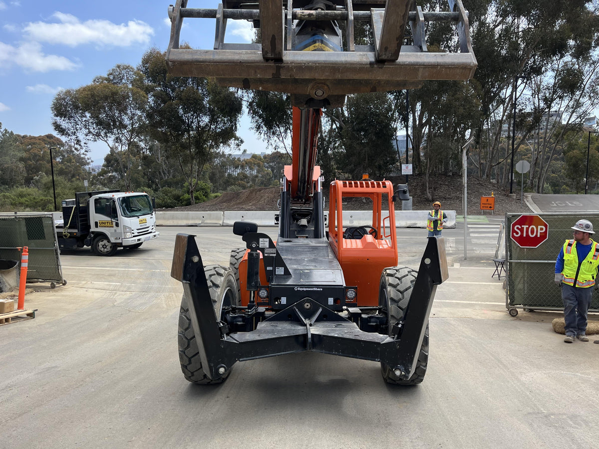 2020 JLG 1001095418S