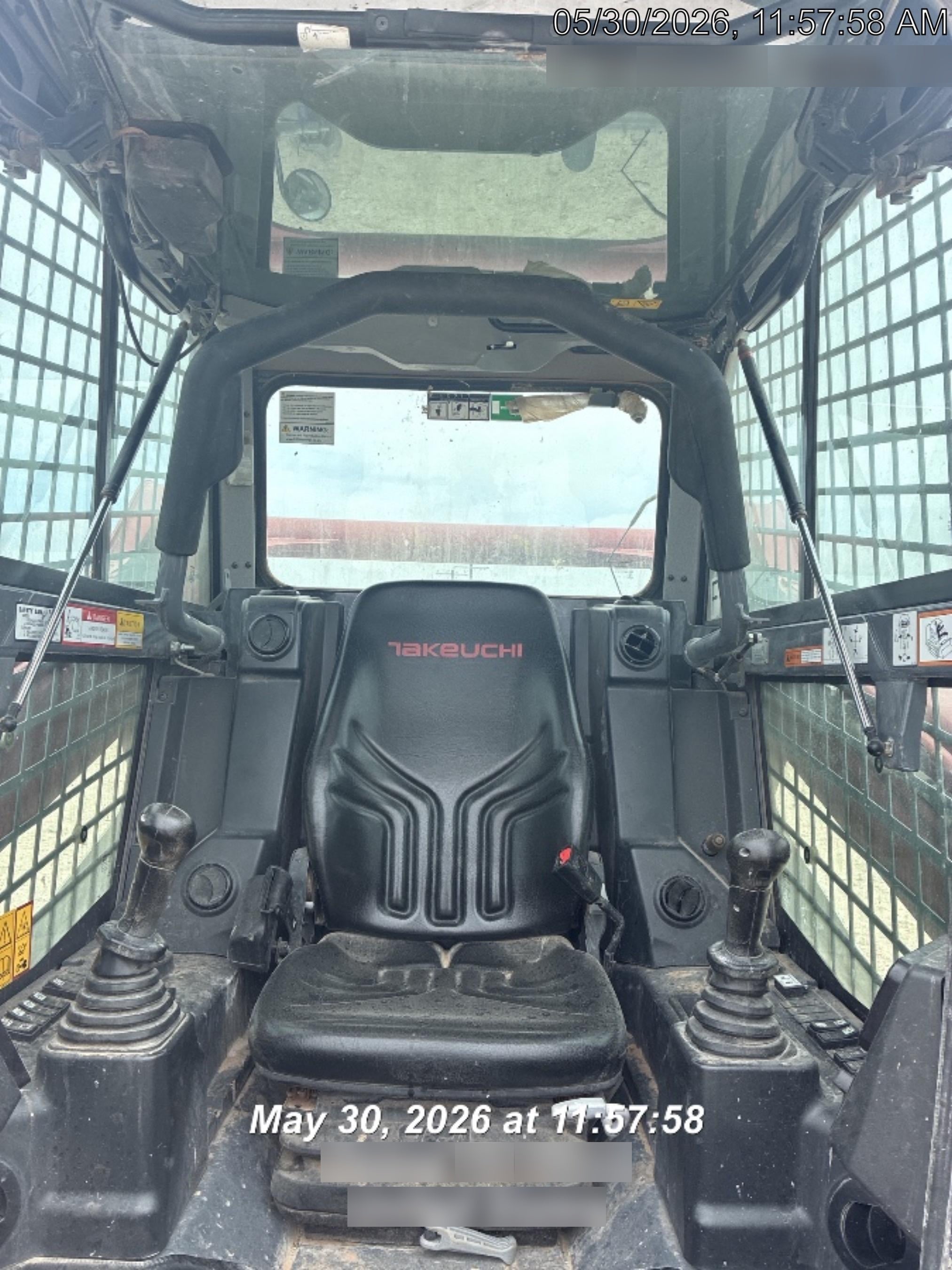 2024 TAKEUCHI TL10V2-CR