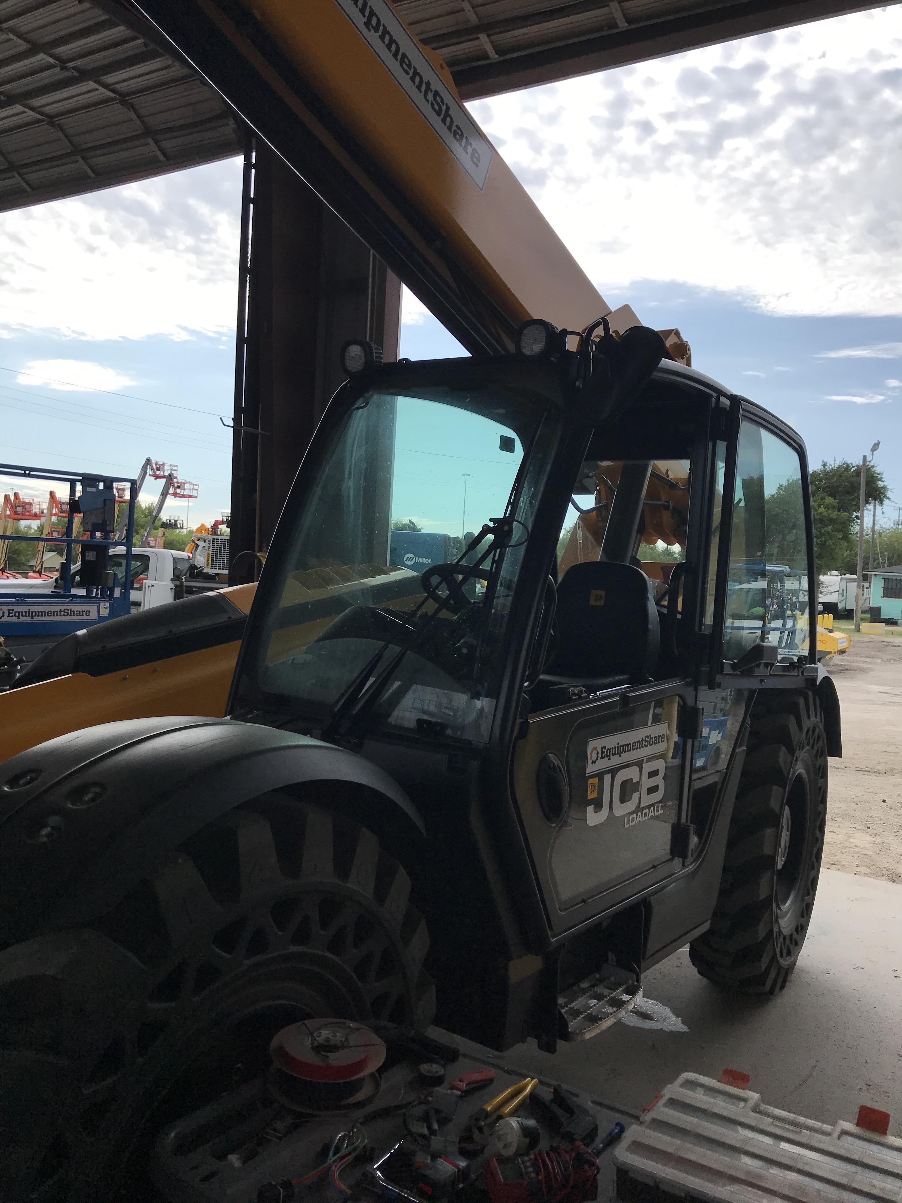 2019 JCB 509-42
