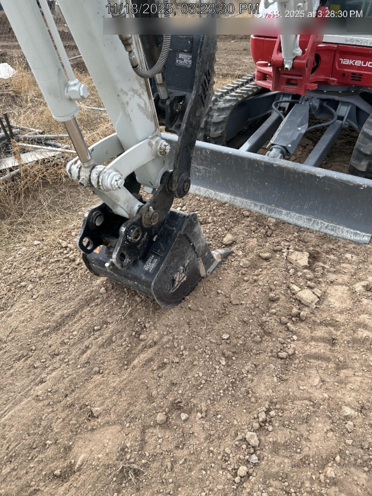 2025 TAKEUCHI 18" HD Bucket - Takeuchi