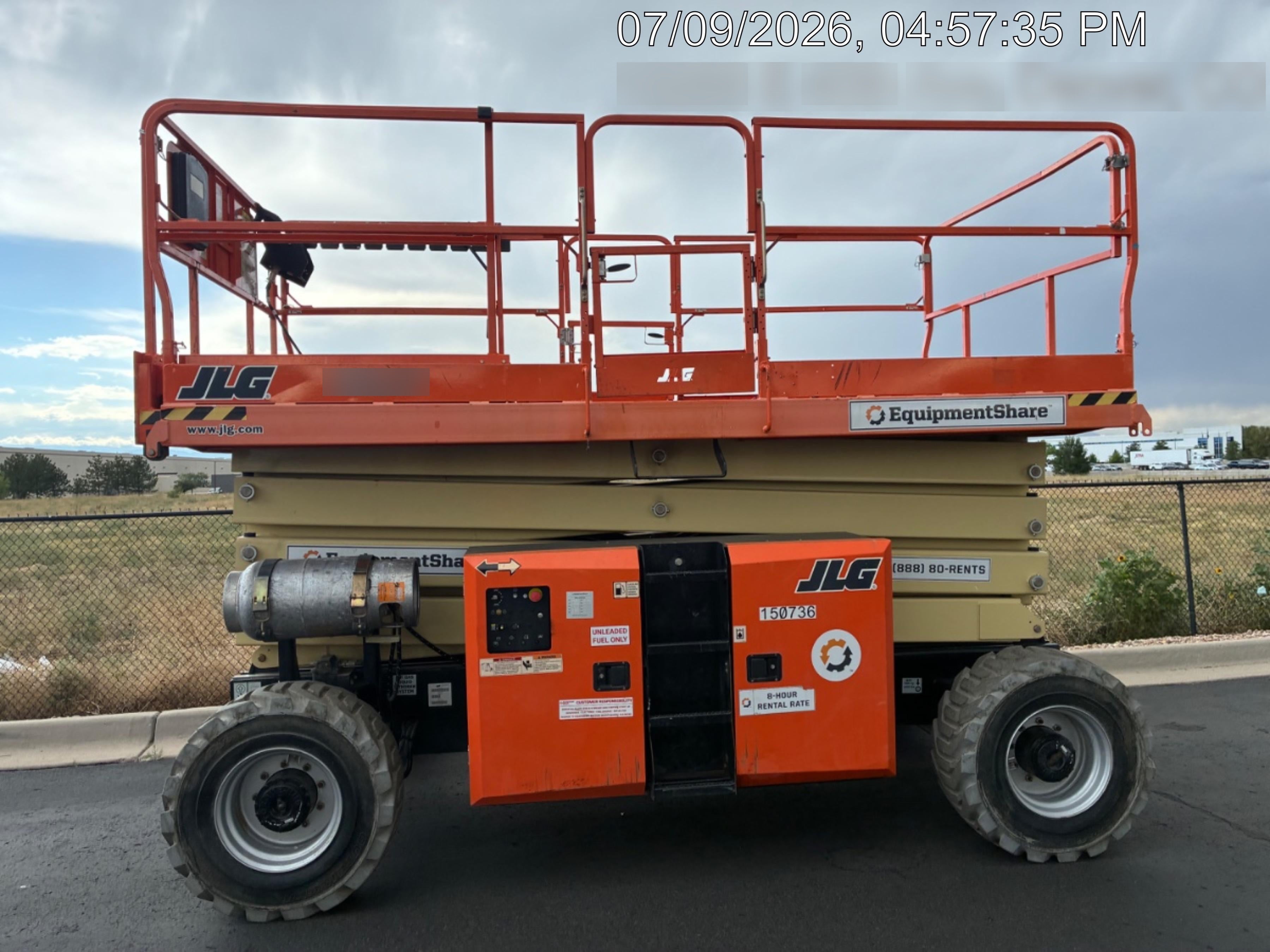 2021 JLG 430LRT
