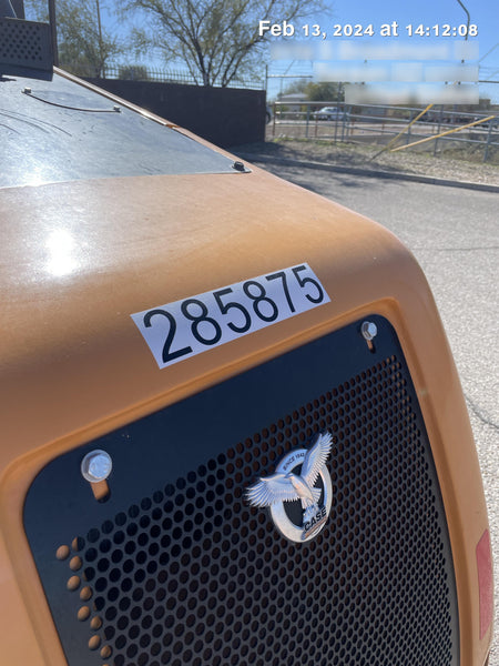 2023 CASE 588H