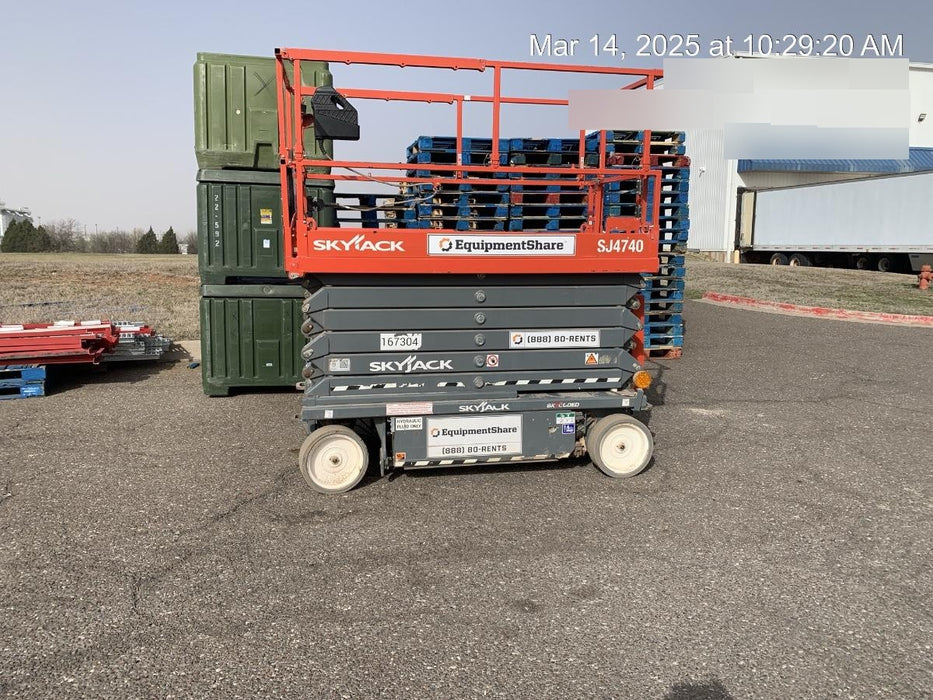 2021 SKYJACK SJ4740