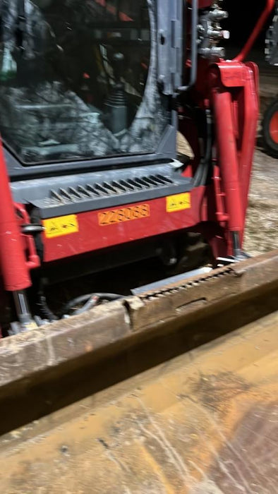 2022 TAKEUCHI TL6CR