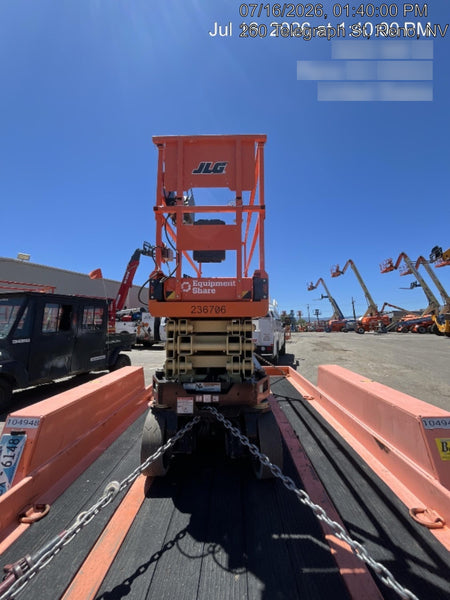 2022 JLG ES2632
