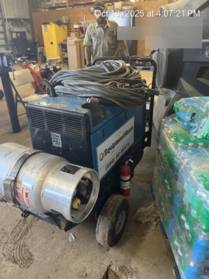 2020 Miller Electric BOBCAT 250 Part #951600 PKG-250 amp Propane Welder, Standard w/Running Gear, Bracket, Hos